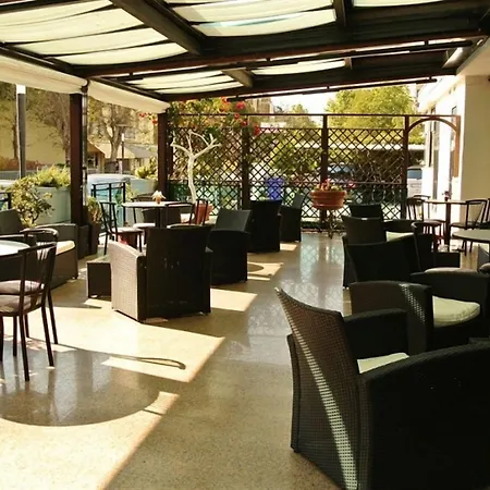 Hotel Mirage-2