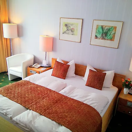 Alexa Hotel-3