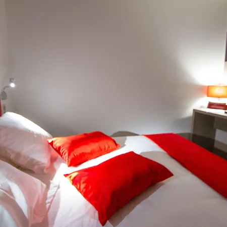 Hotel La Santa-2