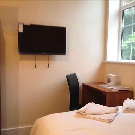 Wendover Arms Hotel-2