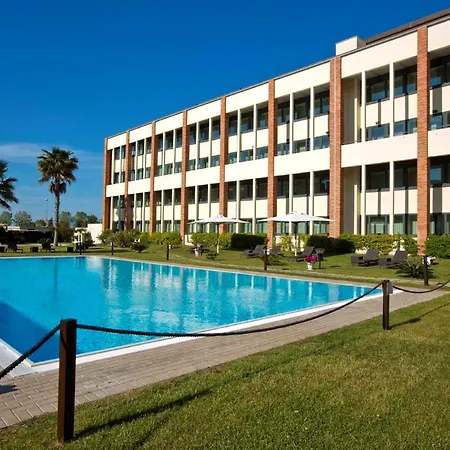 Mercure Leonardo da Vinci Rome Airport-3