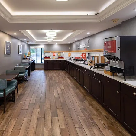 Hampton Inn Portsmouth Central-3