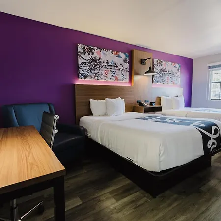 La Quinta Inn By Wyndham Amarillo Mid-City-3