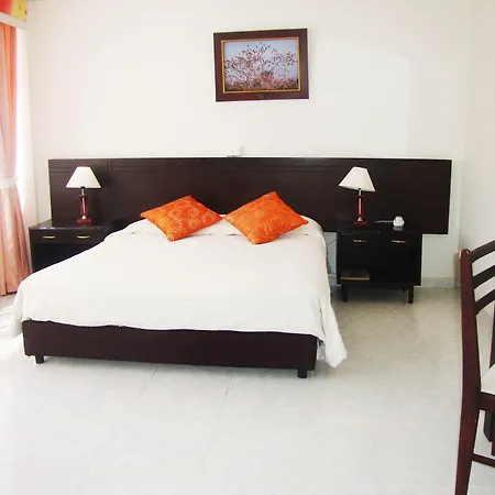 Hotel Del Llano-3