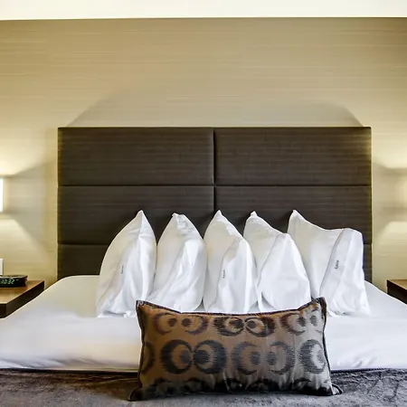 Canalta Hotel Shaunavon-2