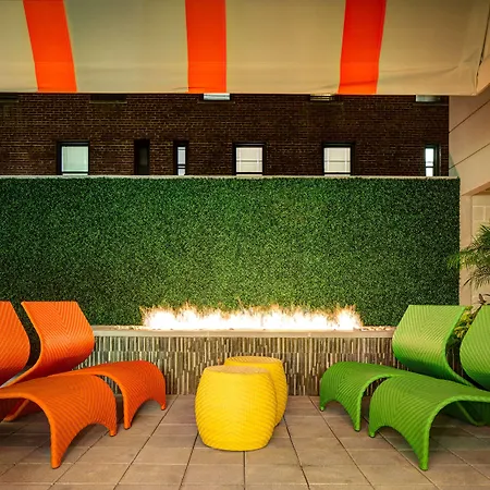 Courtyard By Marriott Washington, D.C./Foggy Bottom-3