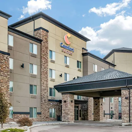 Comfort Suites Saskatoon Arena-3