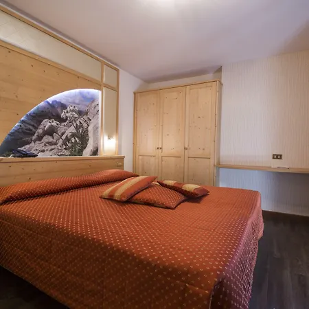 Hotel Touring-2