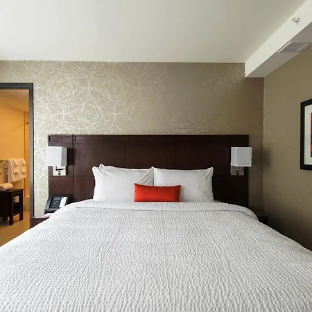 Courtyard By Marriott Times Square West-3