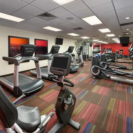Courtyard By Marriott Times Square West-3