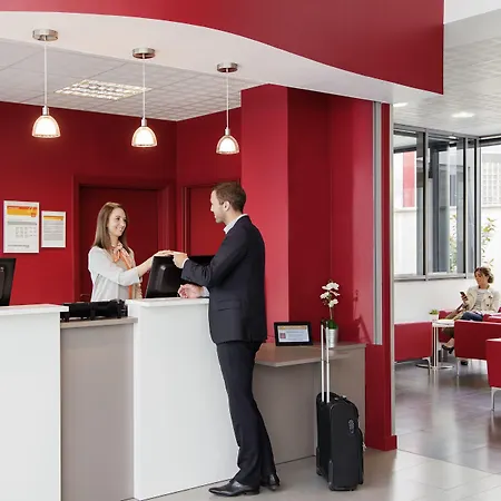 Aparthotel Adagio Access Paris Clichy-3