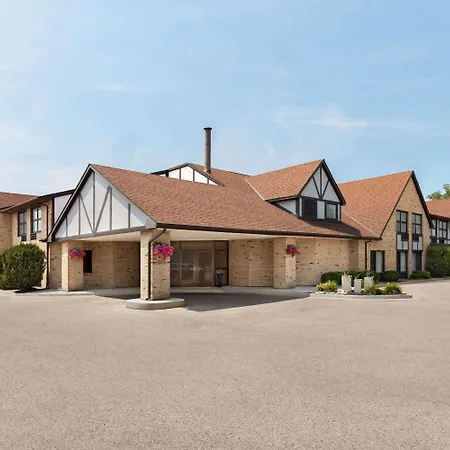 Days Inn By Wyndham Sarnia Harbourfront-3