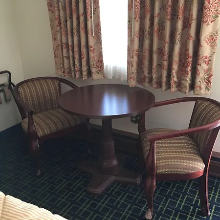 Red Carpet Inn - Gettysburg-3