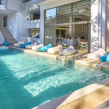 Triton Boutique Hotel-3