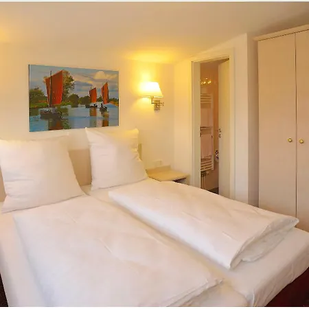 Hotel Blankenese-3