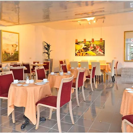 Hotel Blankenese-3