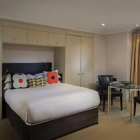 Cheval Phoenix House At Sloane Square-3