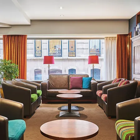 Theater Hotel-3