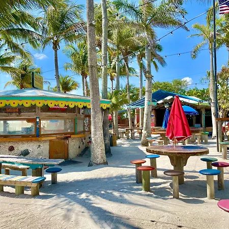 Capt Hirams Resort-3
