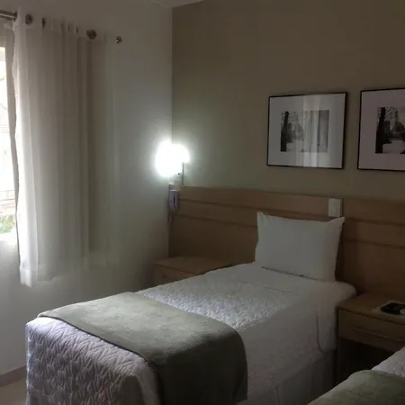 Upper Hotel-2
