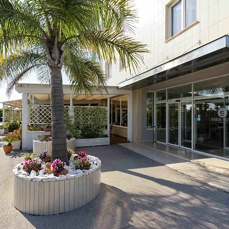 Simon Hotel-2