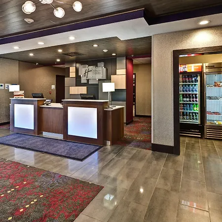 Holiday Inn Express Hutchison By Ihg-3