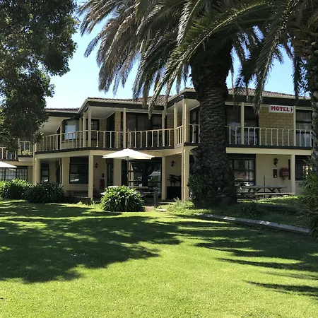Half Moon Bay Motel-2