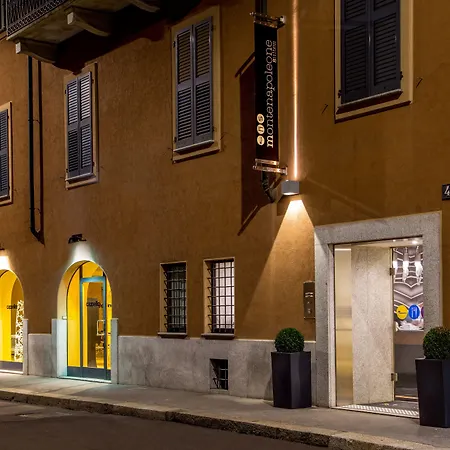 Montenapoleone Suites-2