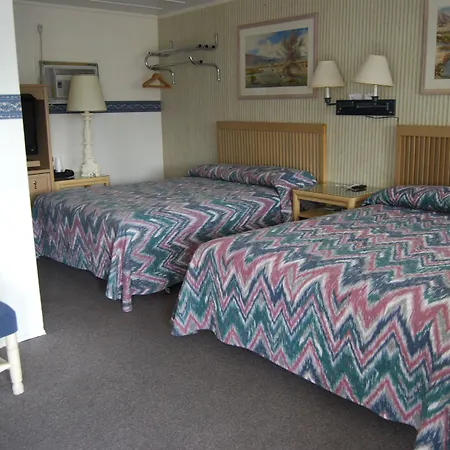 Redwood Motel-2