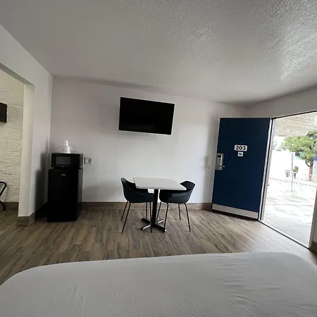 Motel 6-Orange, Ca - Anaheim-2