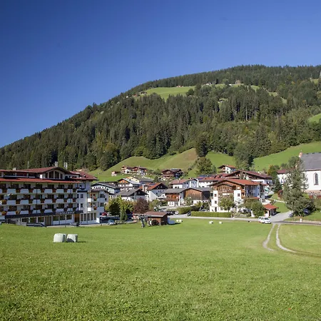 Landhotel Tirolerhof-3