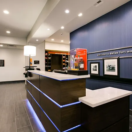 Hampton Inn & Suites Dallas/Ft. Worth Airport South-2