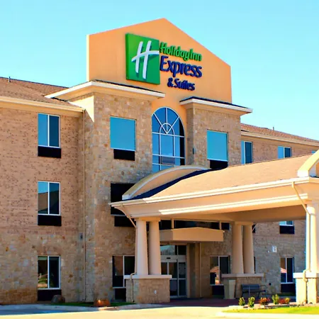 Holiday Inn Express & Suites Bonham By Ihg-3
