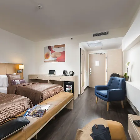 Bo33 Hotel Family & Suites-3