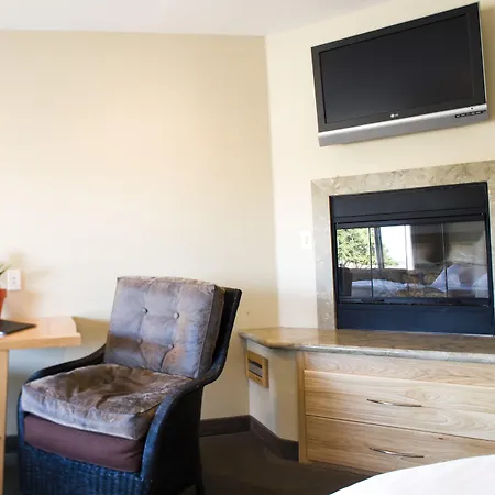 Cambria Shores Inn-3