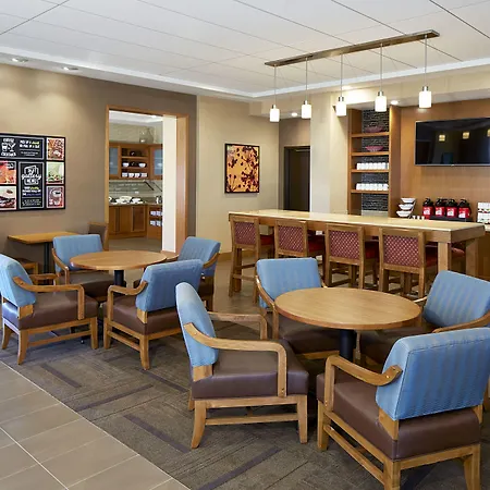Hyatt Place Lansing-East-2