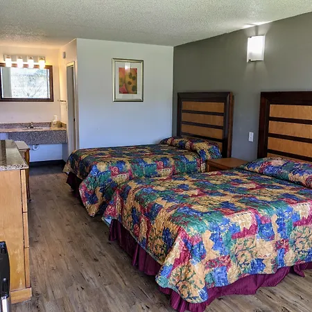 Garden Inn & Suites-2
