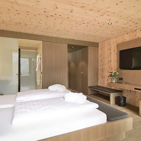 Gradonna Mountain Resort Chalets & Hotel-3