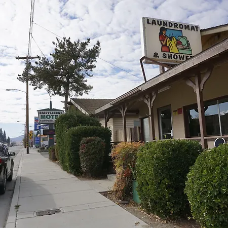 Bristlecone Motel-2