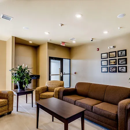 Cobblestone Inn & Suites - Waverly-3
