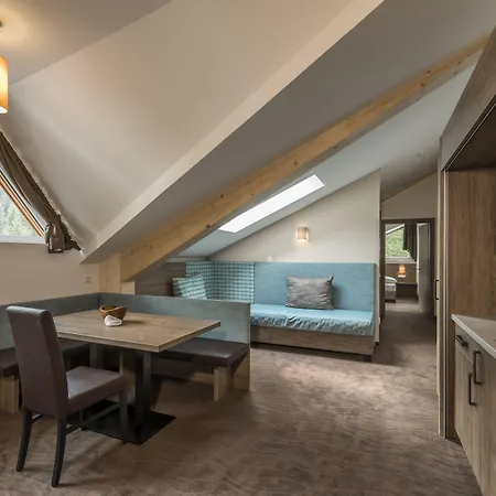 Hotel Rosengarten-3