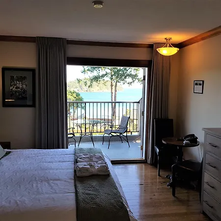 Mayne Island Resort-3