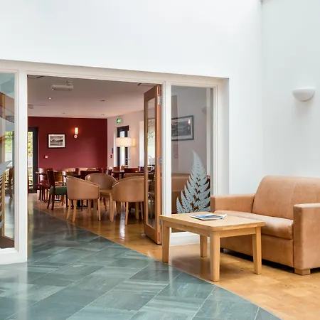 The Lodge In The Vale-2