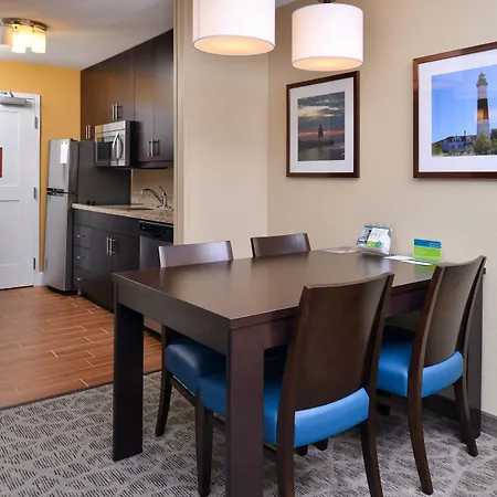 Towneplace Suites By Marriott Detroit Commerce-2