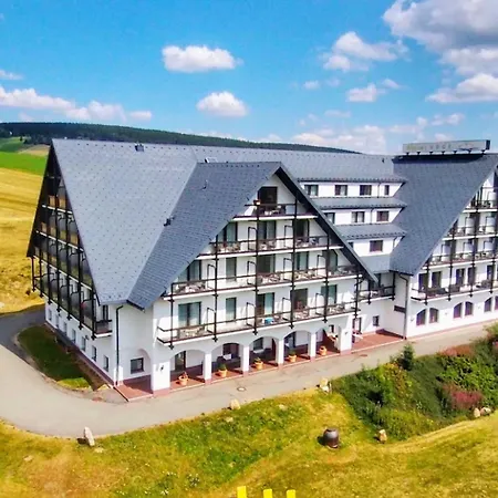 Alpina Lodge Hotel Oberwiesenthal-3