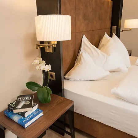 Hotel Goldene Rose-3