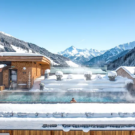 Hotel Alpin Spa Tuxerhof-3
