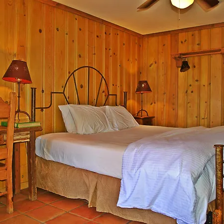 The Maverick Inn-3