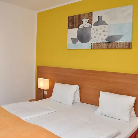 Hotel Torwirt-2