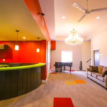 Chateau Suites-2
